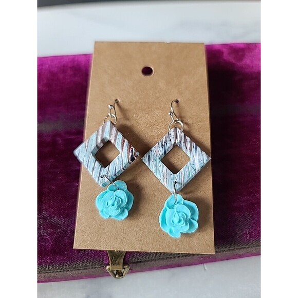 Polymer Clay Floral Dangling Earrings New - Picture 2 of 10